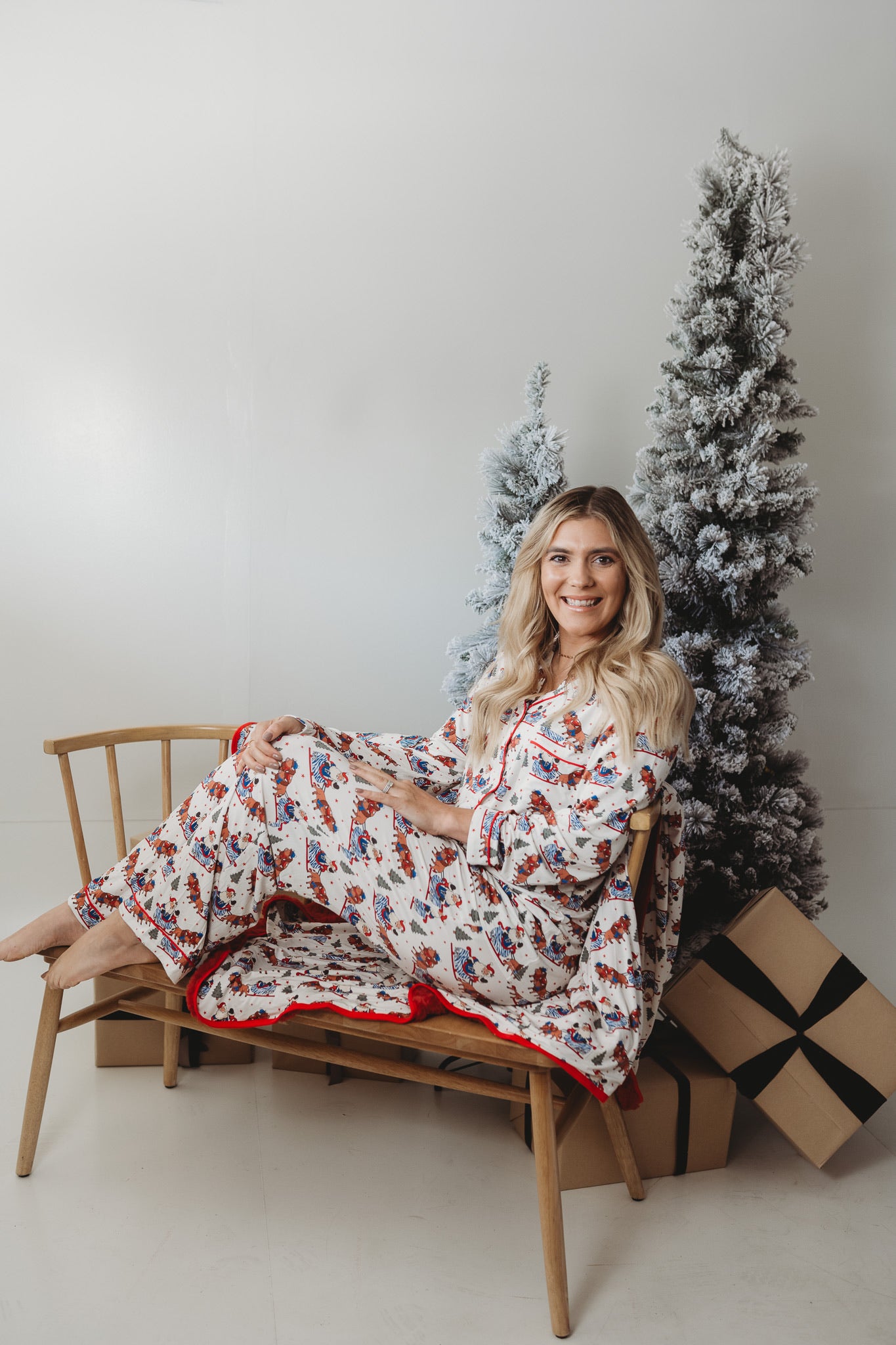 SLAY 17 Women's Pajama Set