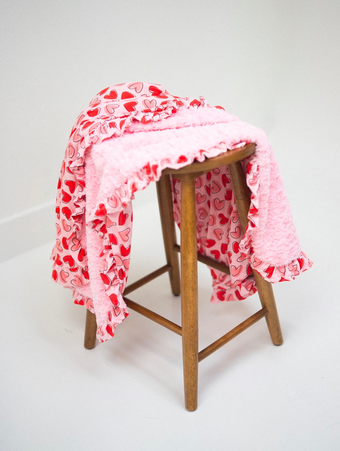 Hearts & Hugs Blanket - 47x47
