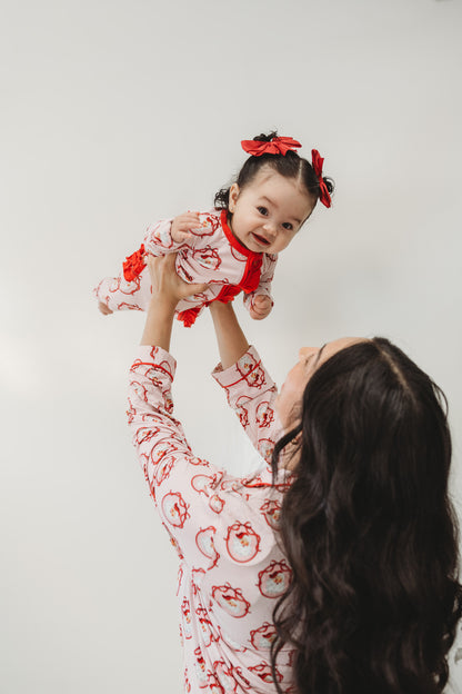 Santa Sweetheart Onesie (PRE-ORDER SHIPS 11/15-11/20)